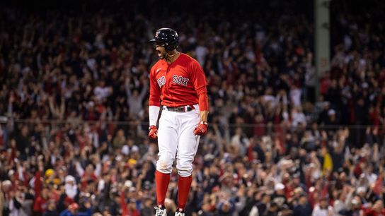 FINAL: Red Sox 6, Yankees 2  - Boston's pitching stymies New York behind 2 homers, Verdugo taken at Fenway Park  (Red Sox)